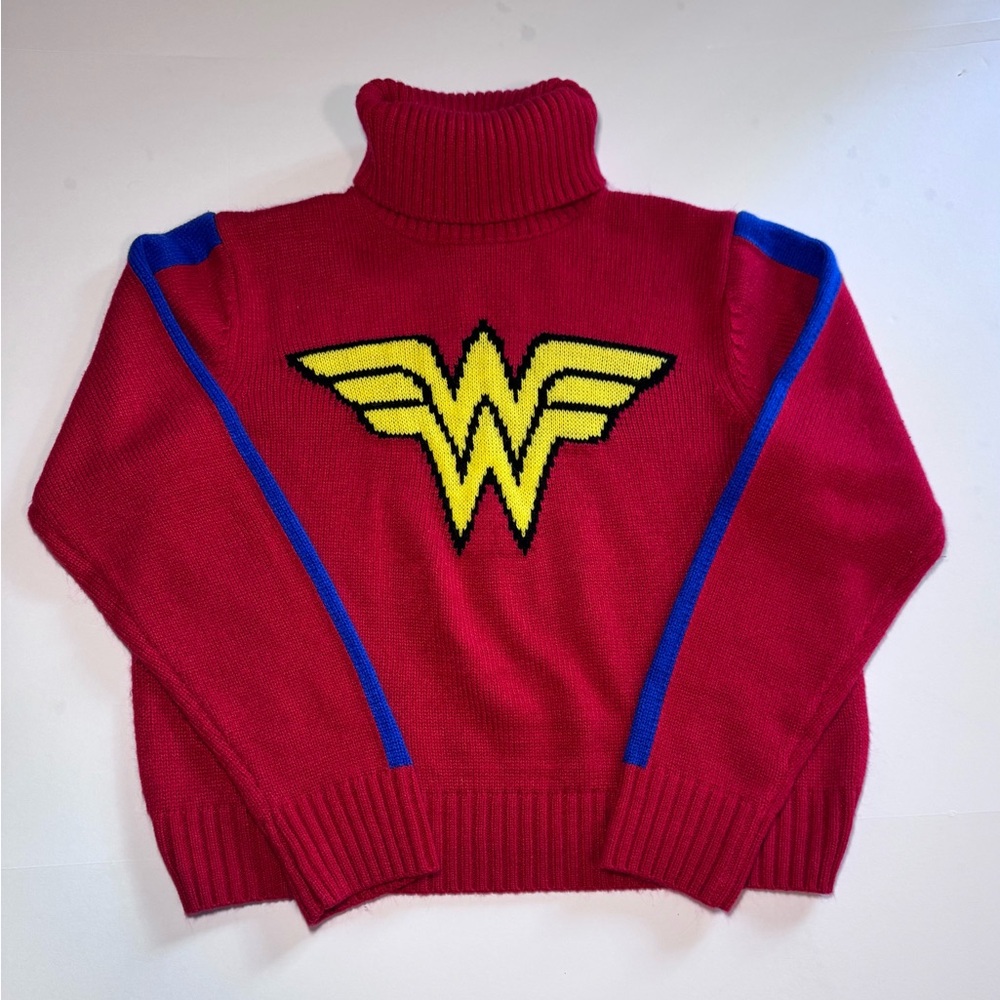 Vintage Wonder Woman Turtleneck Sweater Medium